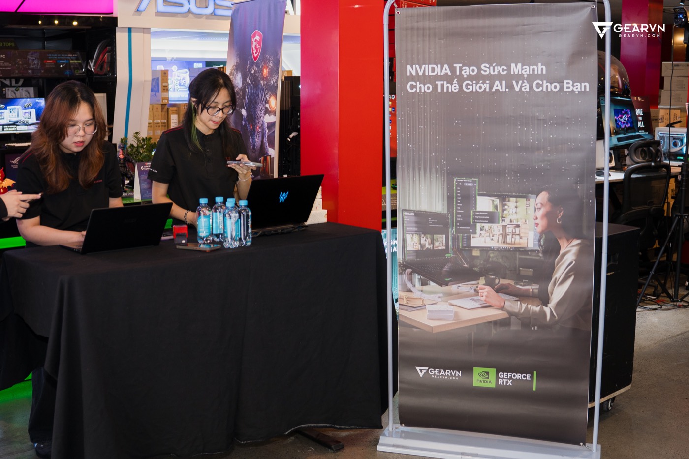 Backdrop GEARVN × NVIDIA — sự kiện AI của GEARVN ngày 24.07.2026