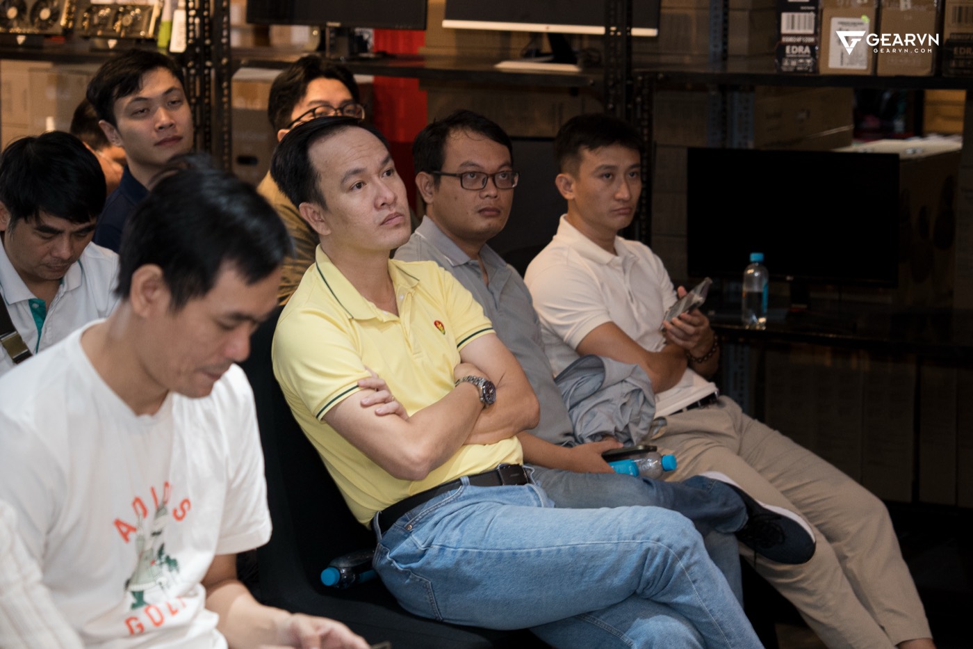 Khán giả theo dõi phần chia sẻ — sự kiện AI của GEARVN ngày 24.07.2026